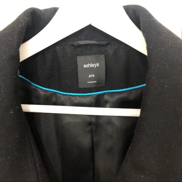 Single breasted coat - Picture 2 of 5